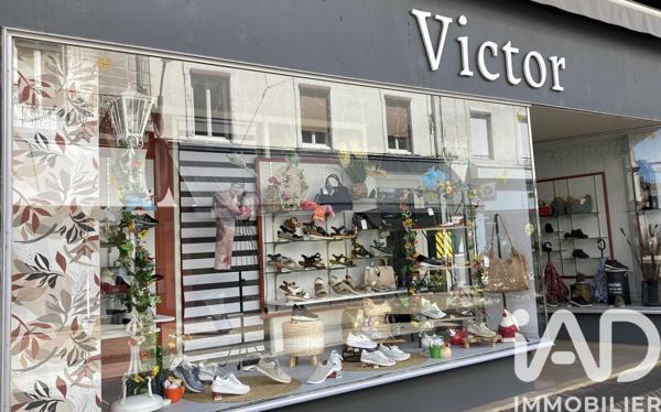 Chaussure, Cuir​ à vendre 101 m² Montceau-les-Mines