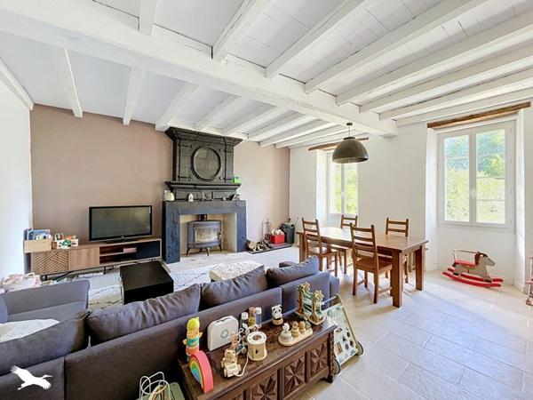 Maison 329 000 € Rouffignac 4 p 181 m² DPE B
