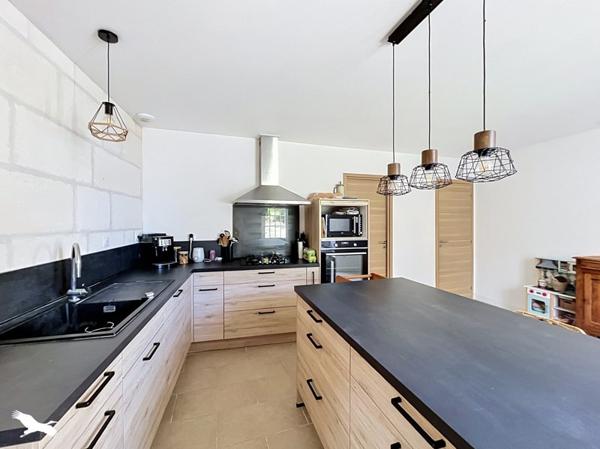Maison 329 000 € Rouffignac 4 p 181 m² DPE B