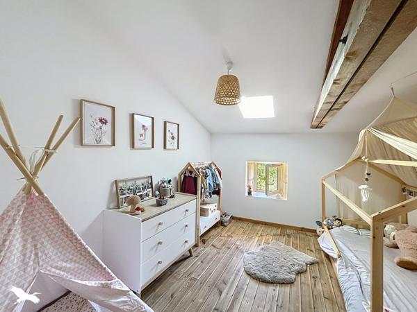 Maison 329 000 € Rouffignac 4 p 181 m² DPE B