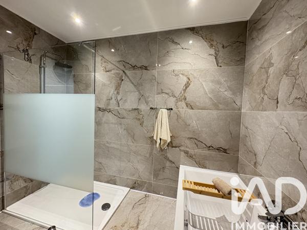Maison à vendre 4 pièces 129 m² Ambarès-et-Lagrave