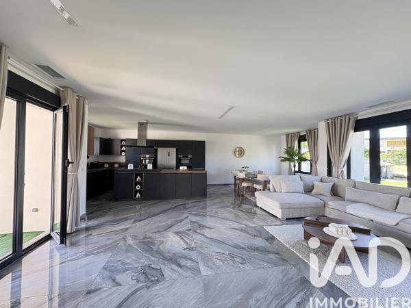 Maison à vendre 4 pièces 129 m² Ambarès-et-Lagrave