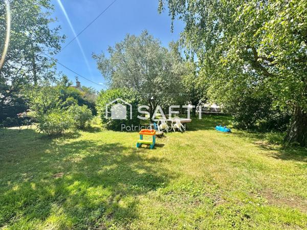 MAISON EN PIERRE 4 CHAMBRES ET DEPENDANCE A THORIGNE