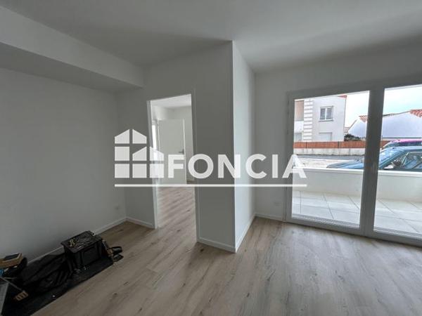 Location Appartement 2 pièces 32.54 m² - 10 RUE HENRI SIMON Saint Jean De Monts 85160