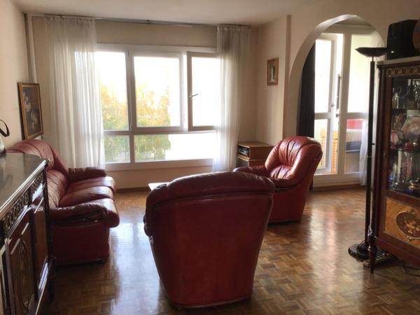 Grand appartement lumineux proche centre