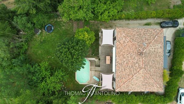 EN EXCLUSIVITE - PLAIN PIED - 3 CHAMBRES - SOUS SOL - PISCINE