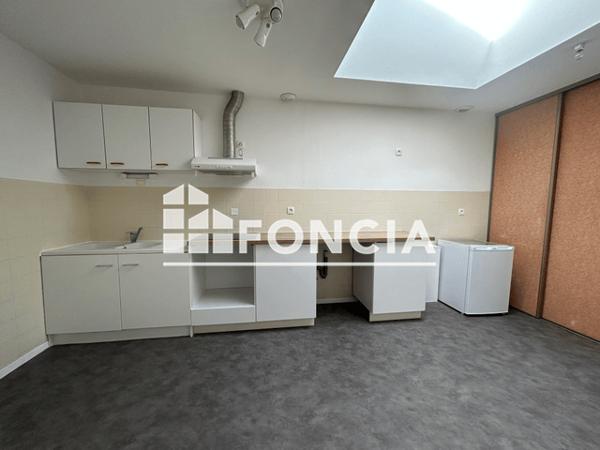 Location Appartement 3 pièces 64.86 m² - 10 AVENUE ALBERT THOMAS Albi 81000