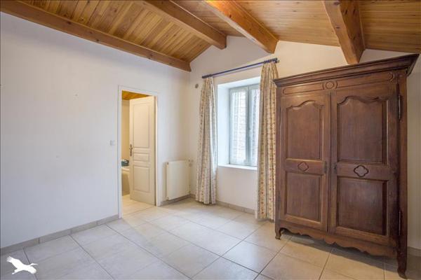 Maison à vendre |  Aigrefeuille-d'Aunis |  6 pièces | 230 m²