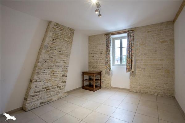 Maison à vendre |  Aigrefeuille-d'Aunis |  6 pièces | 230 m²