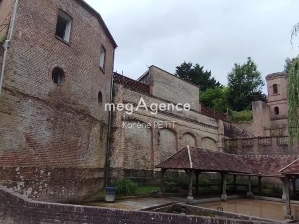 Immeuble à AUNEUIL, 60390 - 440m²