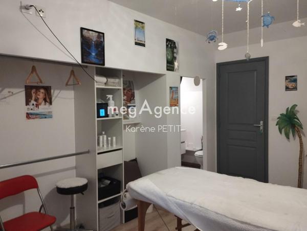 Immeuble à AUNEUIL, 60390 - 440m²