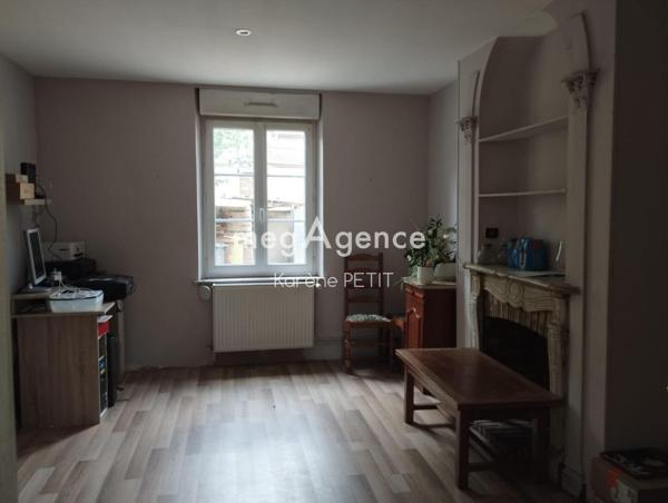 Immeuble à AUNEUIL, 60390 - 440m²