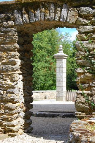 MANOIR CLASSÉ MONUMENT HISTORIQUE – LAVAL (53)