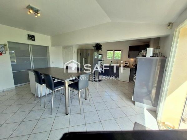 Maison 10 pièces 7 chambres avec appartement indépendant sur 22000m² de terrain