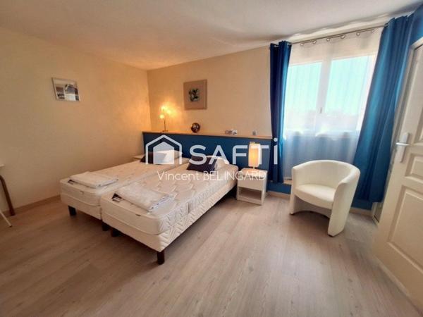 Maison 10 pièces 7 chambres avec appartement indépendant sur 22000m² de terrain