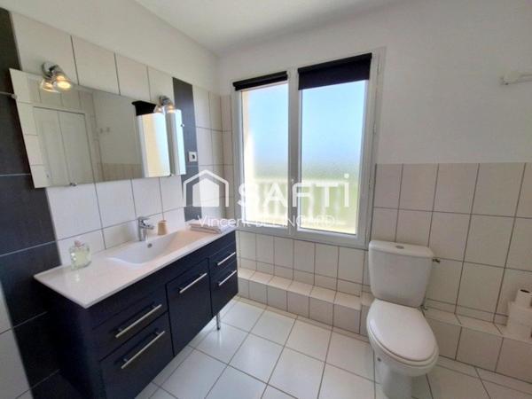 Maison 10 pièces 7 chambres avec appartement indépendant sur 22000m² de terrain