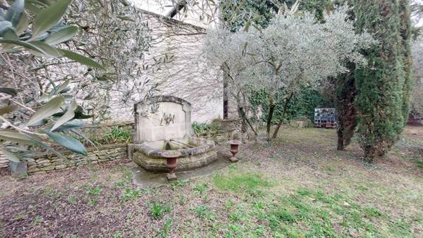 Charmante maison provençale avec piscine et dépendance – À 20 minutes de Saint-Rémy-de-Provence