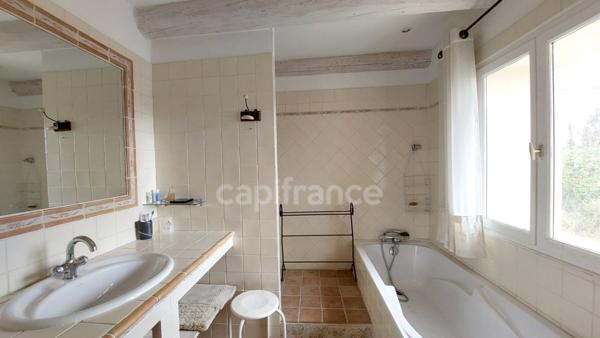 Charmante maison provençale avec piscine et dépendance – À 20 minutes de Saint-Rémy-de-Provence