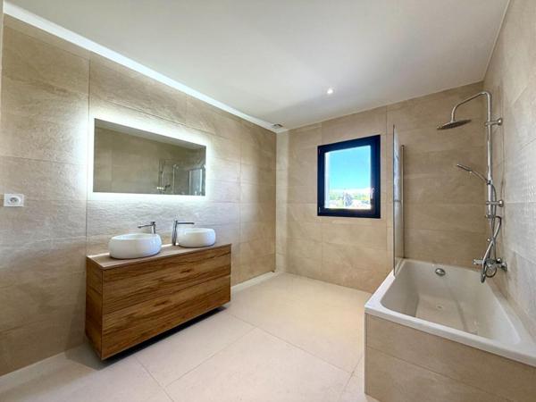 EXCLUSIVITE Amphion Villa 100 m² , garage, située au calme, proche du lac et de toutes commodités (74500)