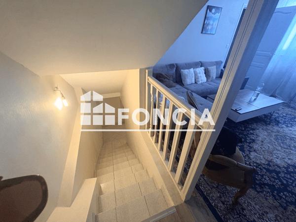 Location Appartement 2 pièces 46.39 m² - 7 PLACE HTE VIEILLE TOUR Rouen 76000