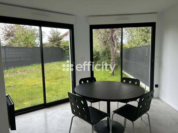 Maison
         4 pièces
        - 112 m² 241 000 € *