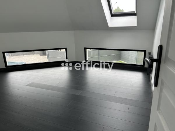 Maison
         4 pièces
        - 112 m² 241 000 € *