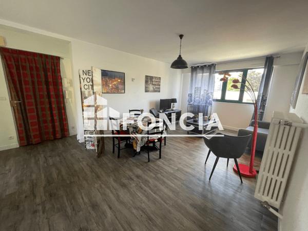 Location Appartement meublé 3 pièces 73.52 m² - 22 PASSAGE D'ESCOVILLE Caen 14000