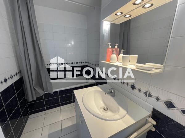 Location Appartement meublé 3 pièces 73.52 m² - 22 PASSAGE D'ESCOVILLE Caen 14000
