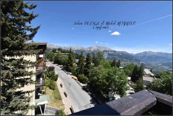 Pra Loup – Appartement plein sud avec vue panoramique, balcon, cave et casier à skis