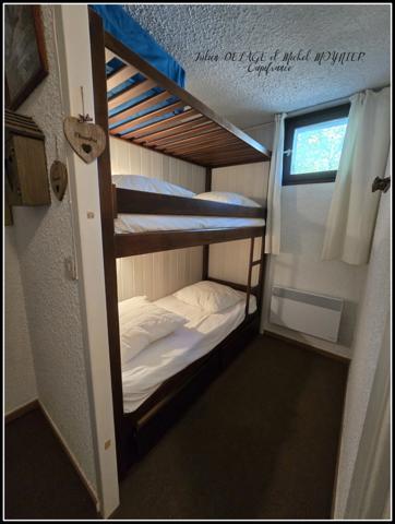 Pra Loup – Appartement plein sud avec vue panoramique, balcon, cave et casier à skis