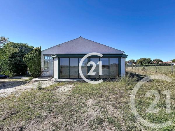 Maison à vendre  5 pièces - 125 m 2   MERPINS  - 16