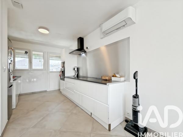 Maison à vendre 5 pièces 118 m² Laval