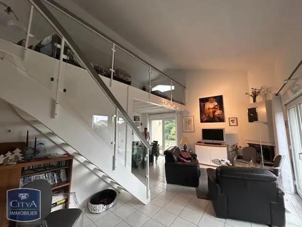 Maison à louer 4 pièces 120m²