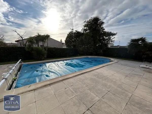 Maison à louer 4 pièces 120m²