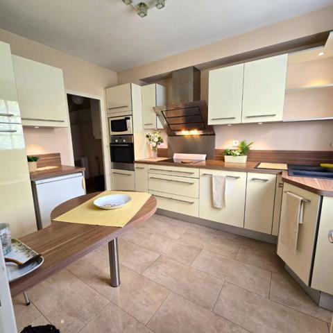 TOUTES AIDES - MAISON FAMILIALE EN IMPASSE PRIVEE