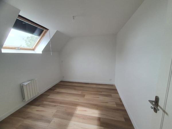 LORIENT : Appartement T2 rénové avec stationnement