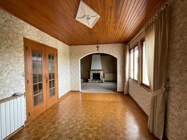 Achat maison près de SAINT HEAND - 5 pièce(s) - 90 m² - 190 000 €