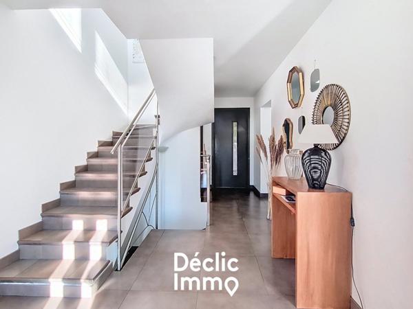 Vente maison Vence, 260m² 7 pièces 1 440 000€ avec piscine