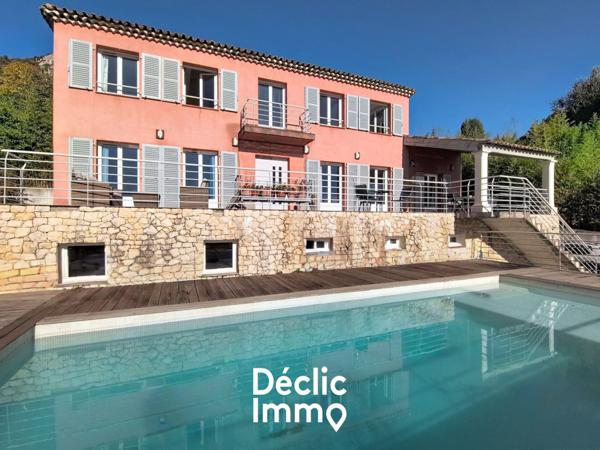 Vente maison Vence, 260m² 7 pièces 1 265 000€ avec piscine