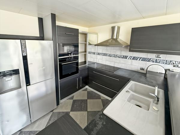 A vendre appartement T3 (possibilité T5) Mérignac 33700