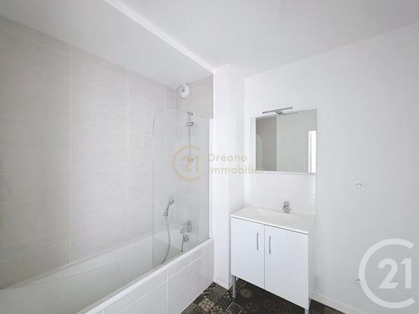 Appartement F3 à vendre  3 pièces - 69 m2 CHARTRES DE BRETAGNE - 35