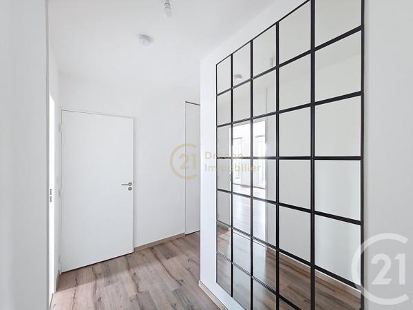 Appartement F3 à vendre  3 pièces - 69 m2 CHARTRES DE BRETAGNE - 35