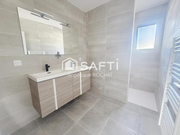 Villa neuve plain pied 3 chambres  sur 400m2 de jardin clôturé