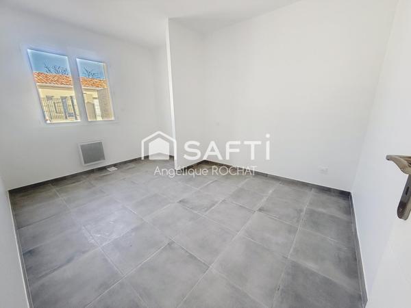 Villa neuve plain pied 3 chambres  sur 400m2 de jardin clôturé