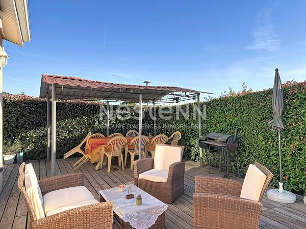 Maison récente 4 pièces avec piscine à vendre à Lavardac