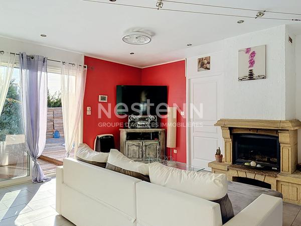 Maison récente 4 pièces avec piscine à vendre à Lavardac