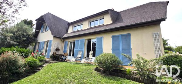 Maison à vendre 10 pièces 233 m² Marly-le-Roi
