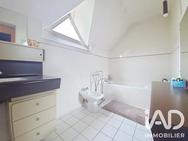 Maison à vendre 10 pièces 233 m² Marly-le-Roi