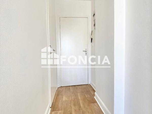 Location Studio 25.31 m² - 76 RUE DE METZ Talange 57525