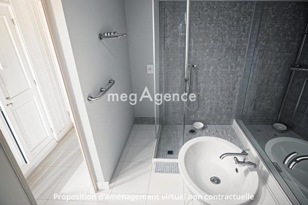 Appartement à TOULON, 83200 - 4 pièces 66m²